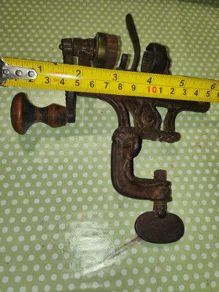 Attrezzo per cartucce antico