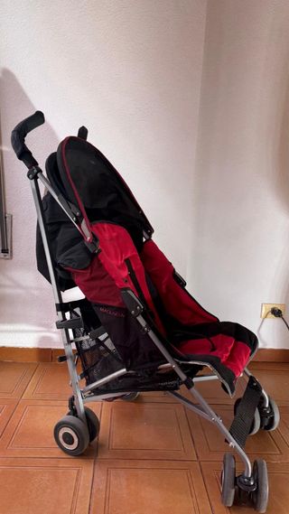 Silla de paseo Maclaren bebé con saco y protector