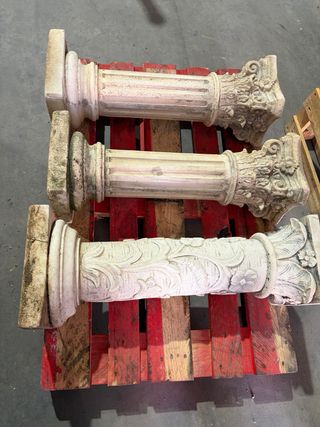 Columnas de cemento decorativas