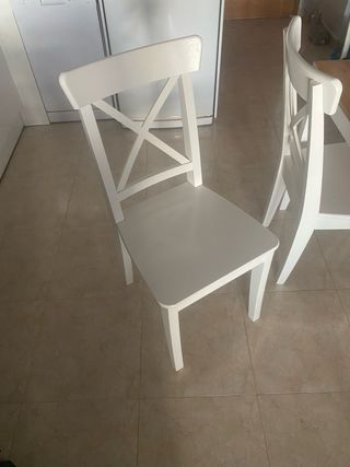 Mesa de cocina y 4 sillas Ikea