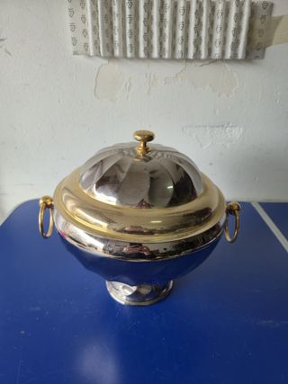 Coppa con Coperchio Vintage in Metallo