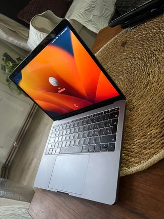 MacBook Pro 2017 i7 16GB RAM