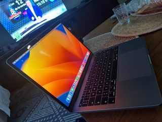 MacBook Pro 2017 i7 16GB RAM