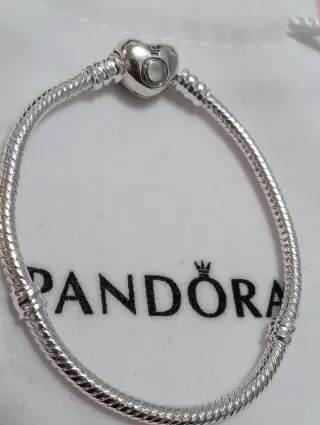 Pulsera Pandora cierre corazón