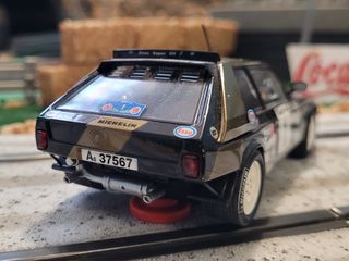 Coche de slot Scalextric Lancia Delta S4