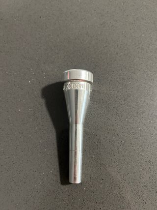 Boquilla trompeta London