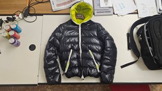 Piumino Duvetica nero e verde