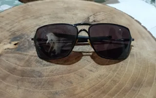 Occhiali da sole Oakley