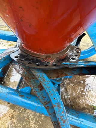 Abonadora Aguirre Tafalla 600 kg