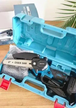 Mini motosega 6" con serbatoio olio 2 batterie 48V