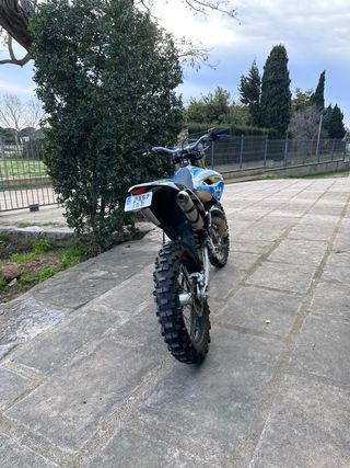 Husqvarna TE 125 2015 - 5.100 km - Muchos Extras