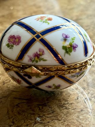 Caja joyero porcelana flores y oro