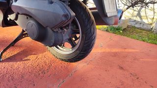 Suzuki Burgman 200 (UH200) Maxiscooter