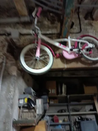 Bicicleta niña rosa y blanca