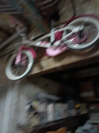 Bicicleta niña rosa y blanca