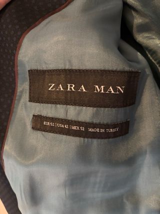 Americana hombre azul con puntos