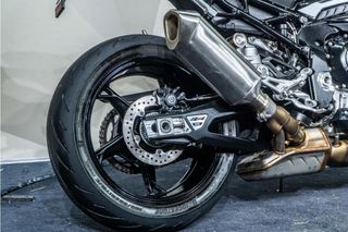 BMW S 1000 RR IMPECABLE * POCOS KM * VINILADA * PUÑOS CALEFCTABLES *