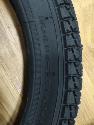 Neumáticos y cámaras de bicicleta