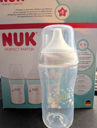 NUK Perfect Match Biberón 260ml 3+ meses