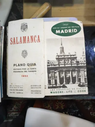 Guias de viaje de los años 50-60 de varios paises