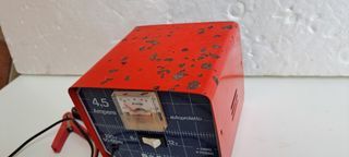 Caricabatterie per batteria d'auto/moto B&car Inte