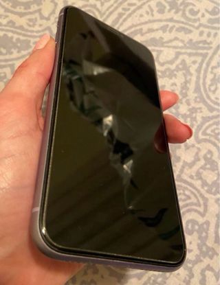 iPhone 11 Malva 128GB + Fundas Regalo