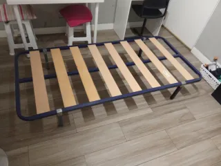 Somier con patas metálico y madera