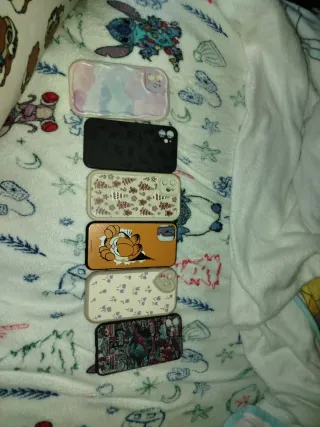 Fundas iPhone 11 Varias