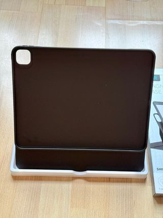Funda ESR Shift para iPad Pro 13
