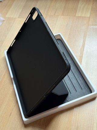 Funda ESR Shift para iPad Pro 13