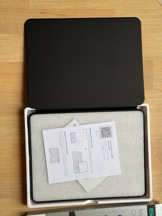 Funda ESR Shift para iPad Pro 13