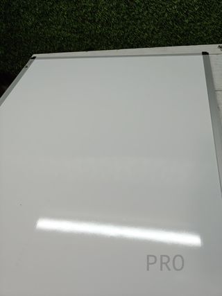 Pizarra blanca magnética con marco - Vizpro