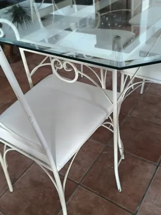 Mesa comedor forja y cristal + 4 sillas