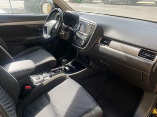 Mitsubishi Outlander 2017  2.2 tdi automatico