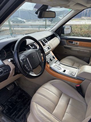 Land Rover Range Rover Sport 2011