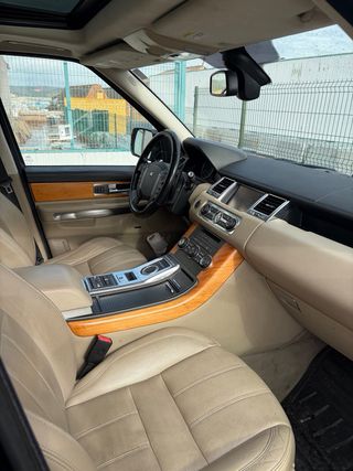 Land Rover Range Rover Sport 2011