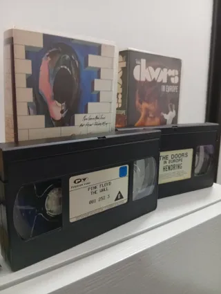 VHS Pink Floyd The Wall & The Doors