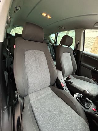 SEAT Toledo 1.6 gasolina 2005