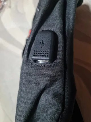 Mochila grande negra