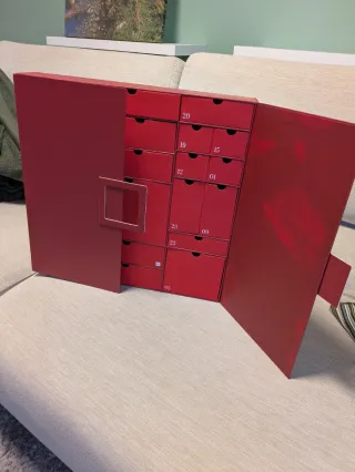 Caja Look Fantastic Roja