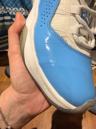 Jordan Retro 11 Azul y Blanco