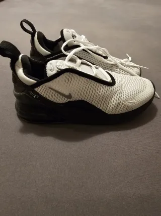 Zapatillas Nike Air Max 270 Unisex Talla 35