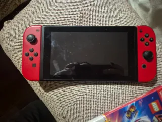 Nintendo Switch Edición Limitada Roja
