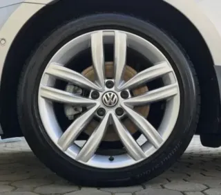 TAPABUJES RUEDA LLANTA VOLKSWAGEN 65/56 5G0601171