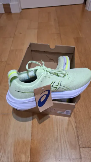 Zapatillas Asics Gel-Nimbus 26 Talla 44,5