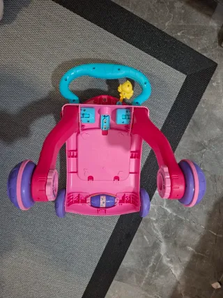 Andador correpasillos Vtech 2 en 1,rosa.