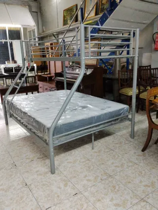 Litera metálica gris  Blanco  Negro 629746578