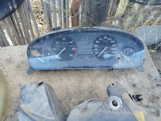 Faros y Cuadro Coche 406 stdt