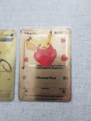 Pokemon Pikachu y Son Dorados