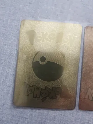 Pokemon Pikachu y Son Dorados